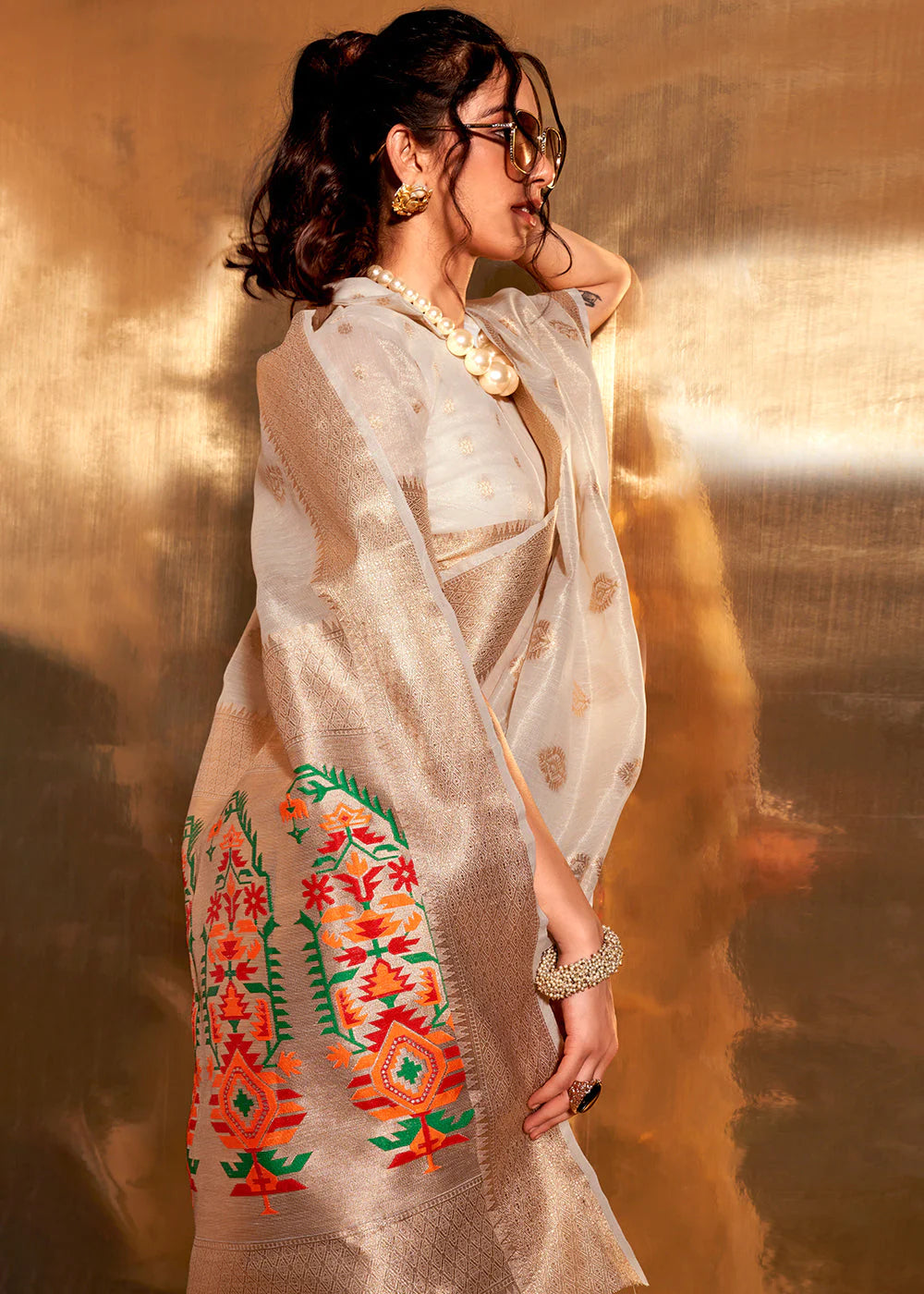 WHITE Zari Woven Tissue Silk Saree with Paithani Pallu