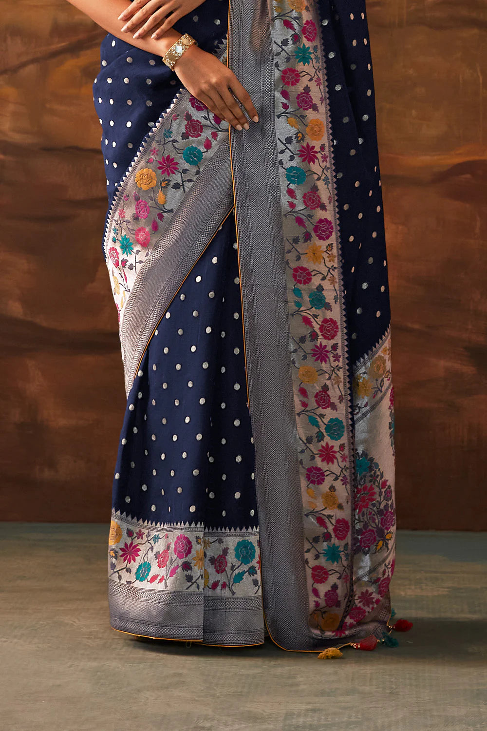 BERRY BLUE Woven Paithani Banarasi Soft Silk Saree