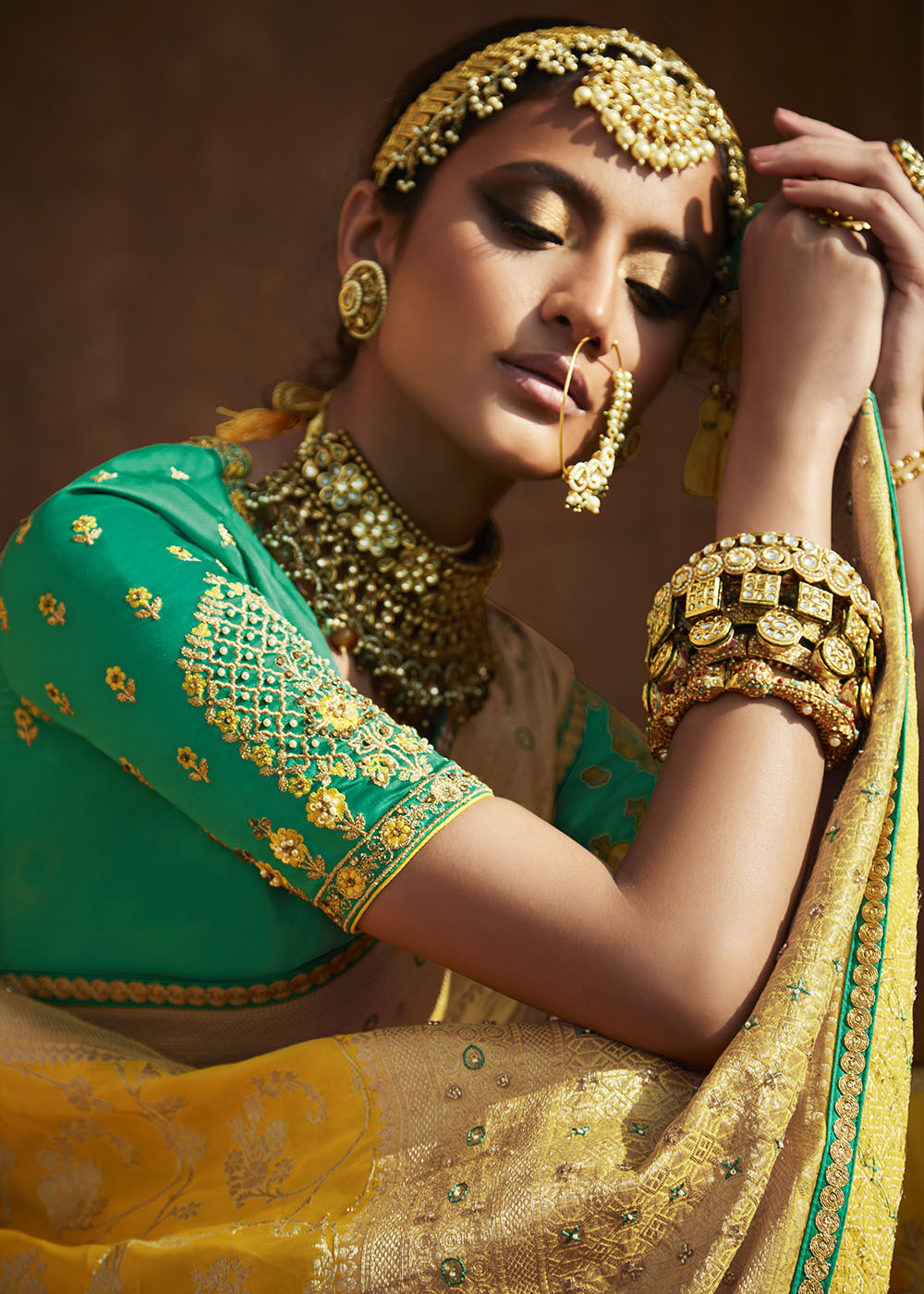 Elegant and Graceful Yellow Woven Banarasi Silk Saree with Embroidered Blouse