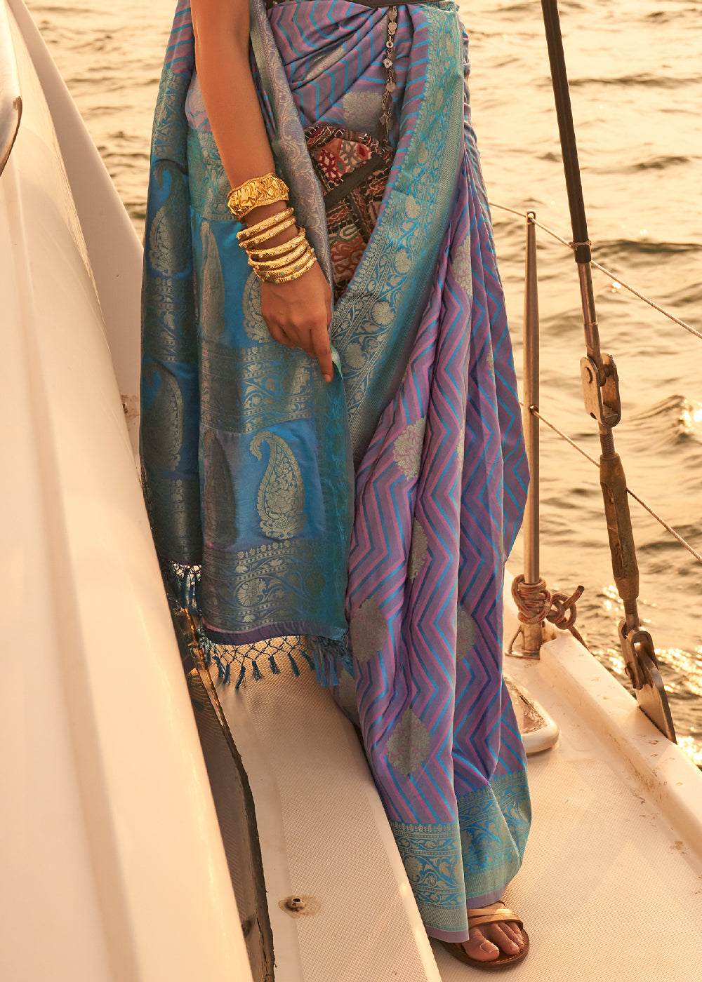 Elegant Purple Dual Tone Banarasi Satin Silk Saree - A Beautiful Blend of Colors and Craftsmanship