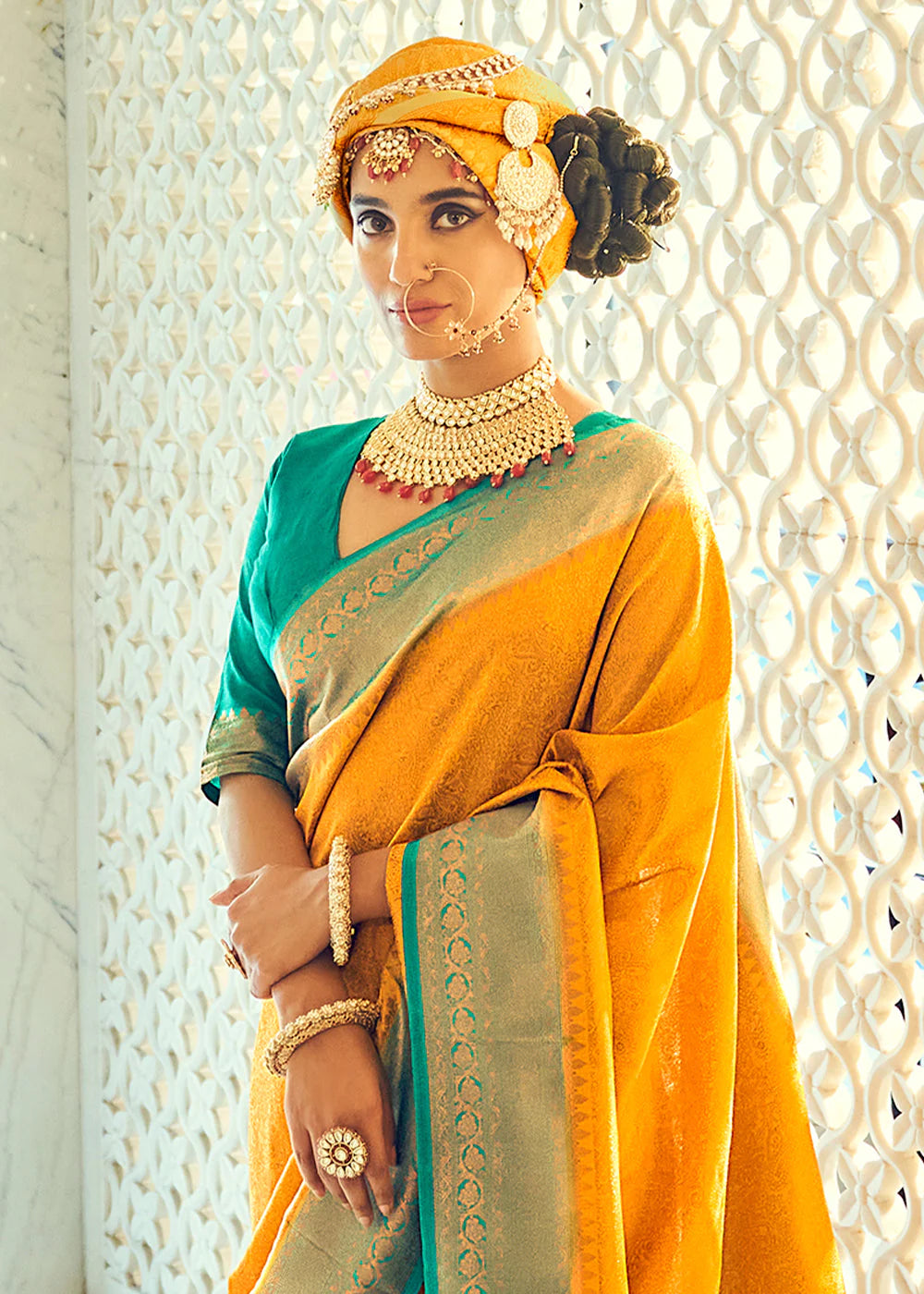 YELLOW WOVEN DESIGNER SILK SAREE WITH ZARI