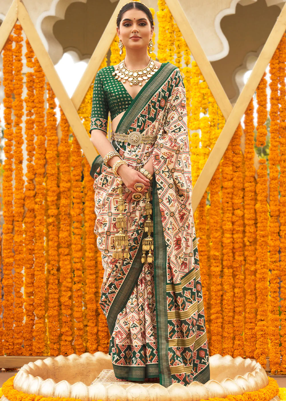 GREEN & WHITE PATOLA PRINTED SIK SAREE