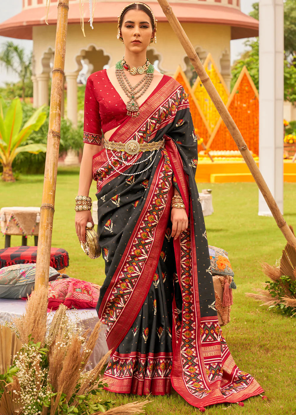 BLACK PRINTED PATOLA DESIGNER SILK SAREE