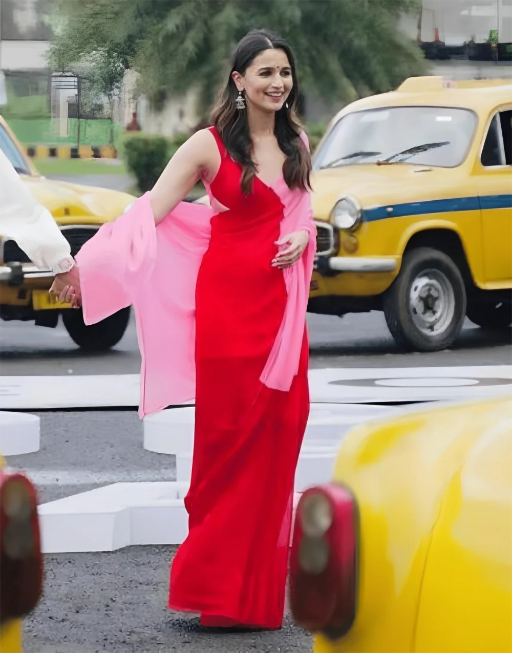 Alia Bhatt Soft Georgette RED & PINK Saree