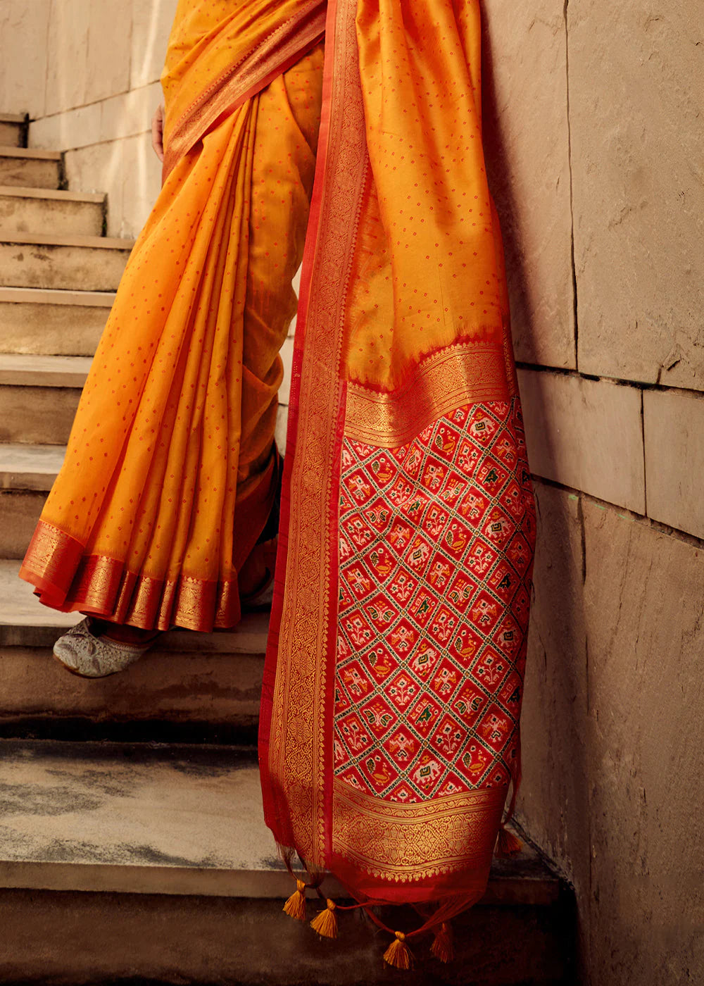 YELLOW WOVEN PATOLA SILK SAREE