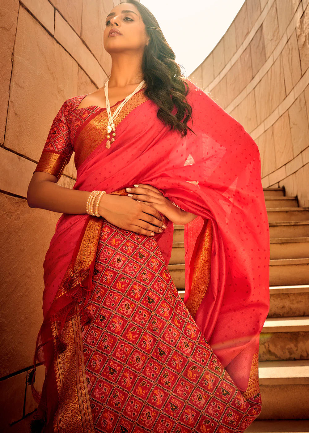 RED WOVEN PATOLA SILK SAREE