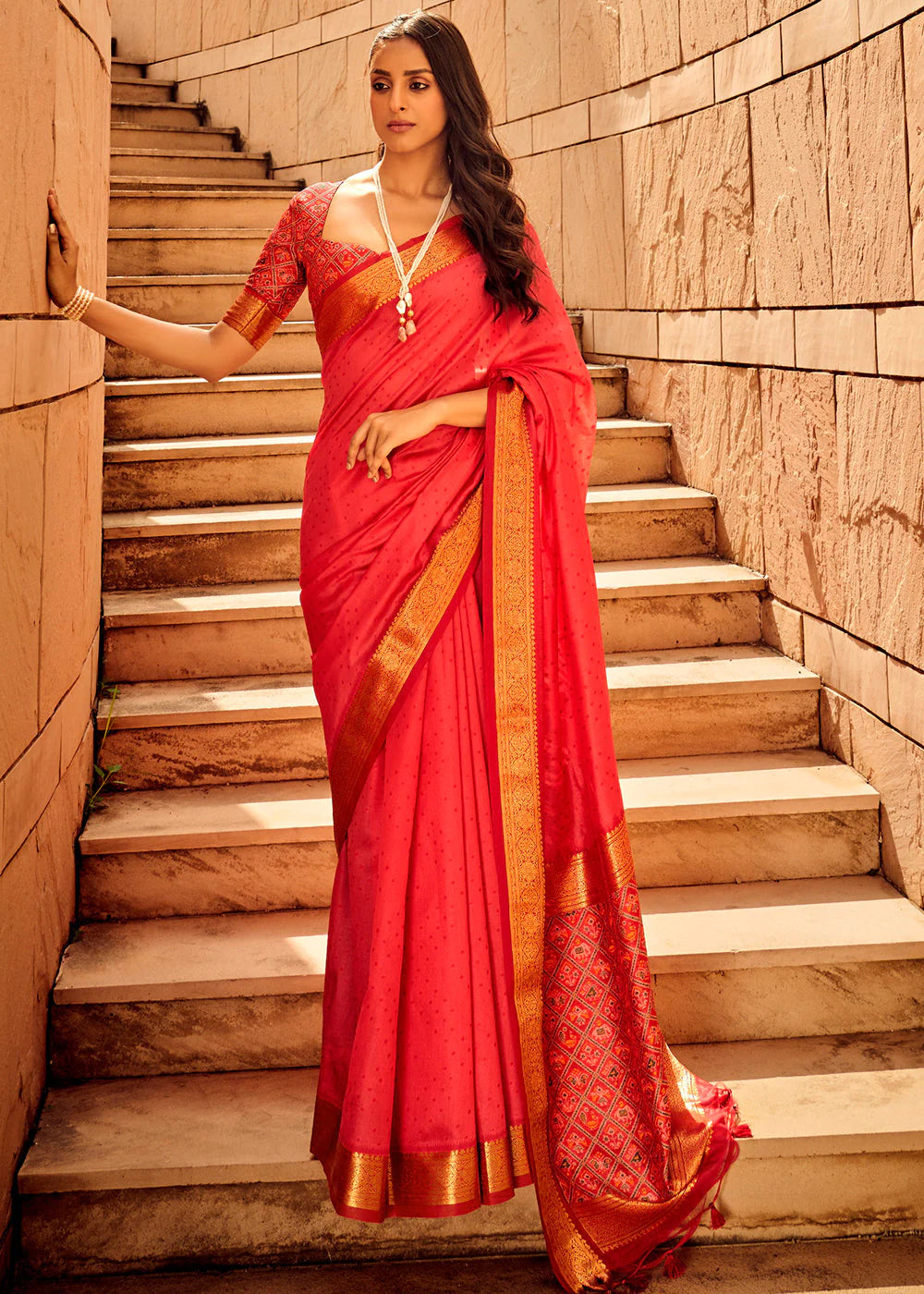 RED WOVEN PATOLA SILK SAREE