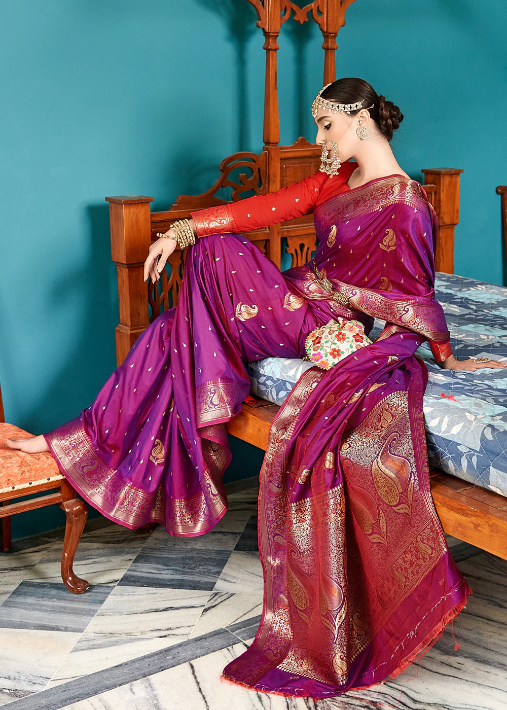 LOLLIPOP PURPLE WOVEN BANARASI SILK SAREE