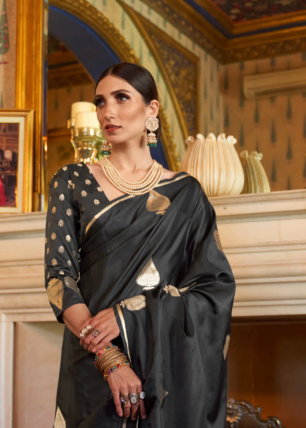 MIDNIGHT BLACK ZARI BUTTA WOVEN BANARASI SILK SAREE