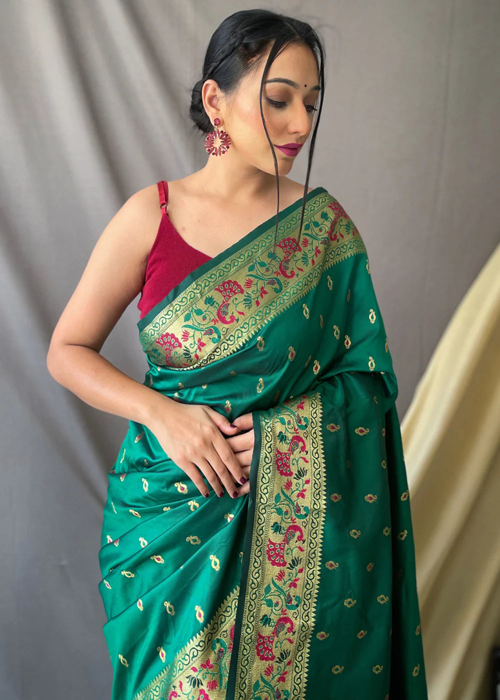 JUNGLE GREEN Woven Paithani Silk Saree