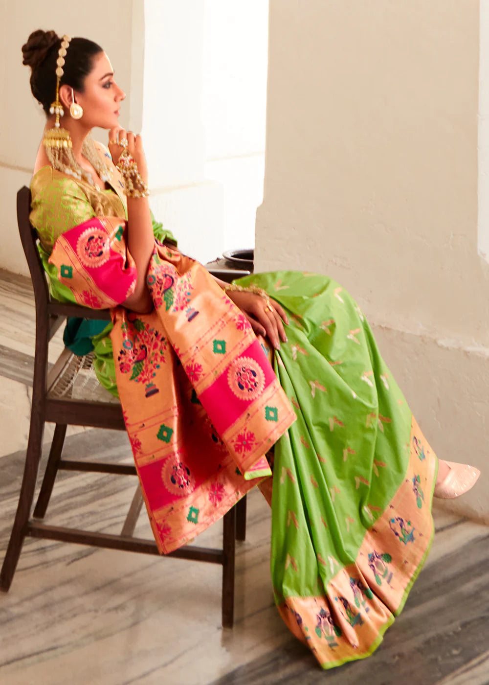 Green Woven Paithani Silk Saree With Brocade Blouse