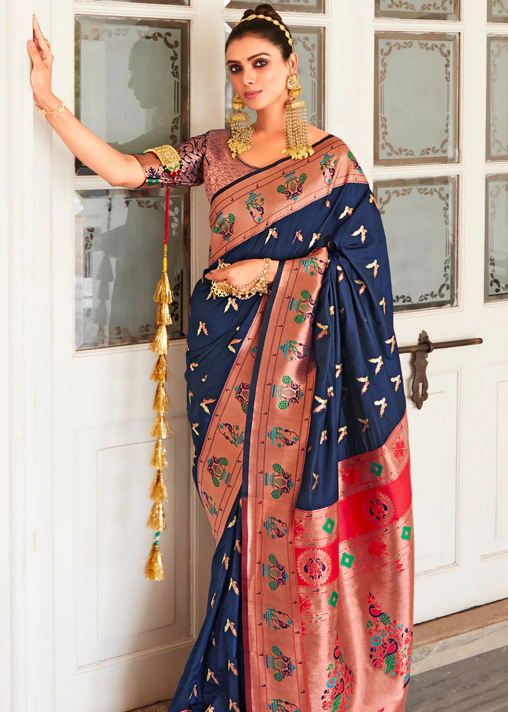 Blue Woven Paithani Silk Saree With Brocade Blouse