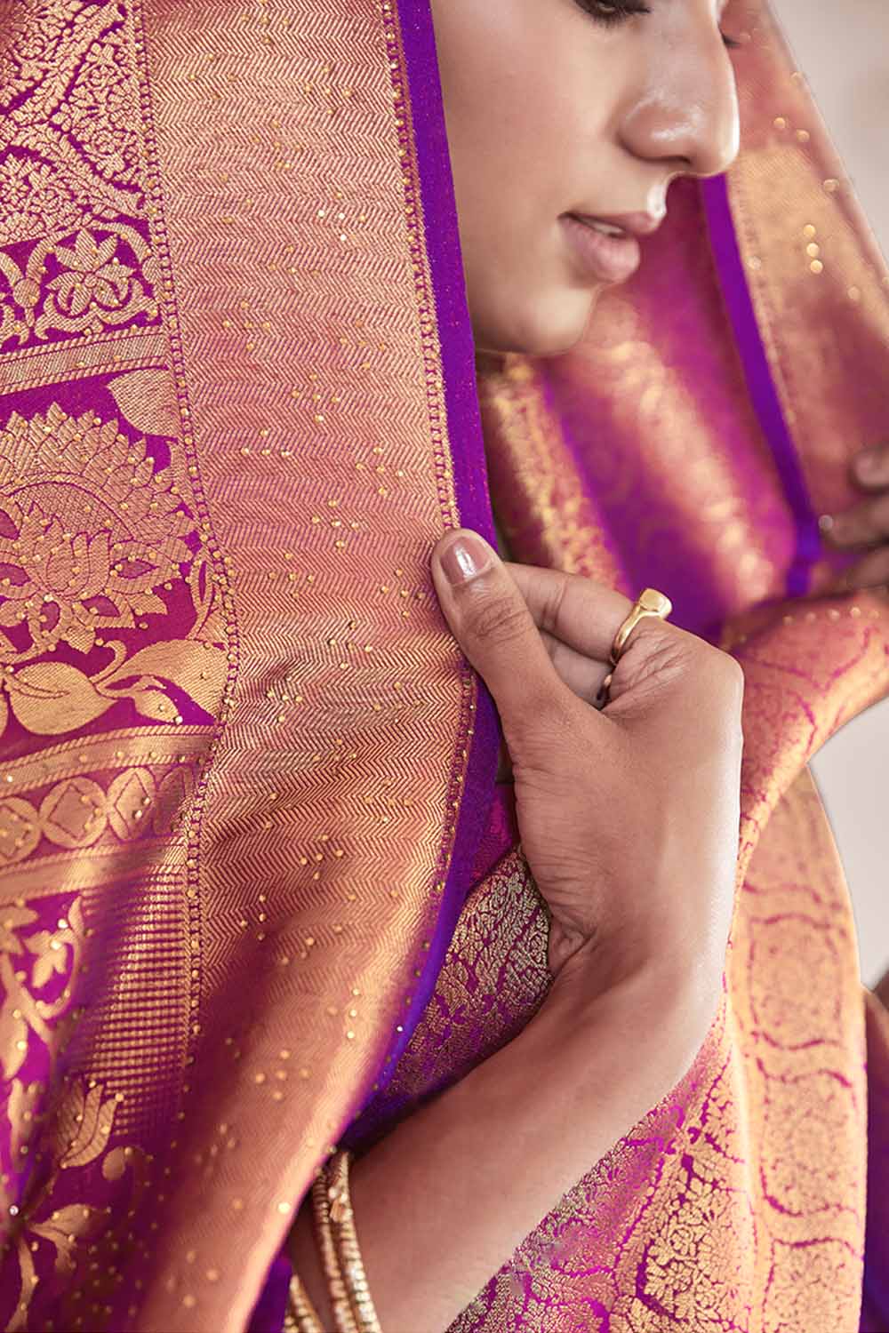 MAUVE PURPLE HANDLOOM WEAVE Swarovski KANJIVARAM SILK SAREE