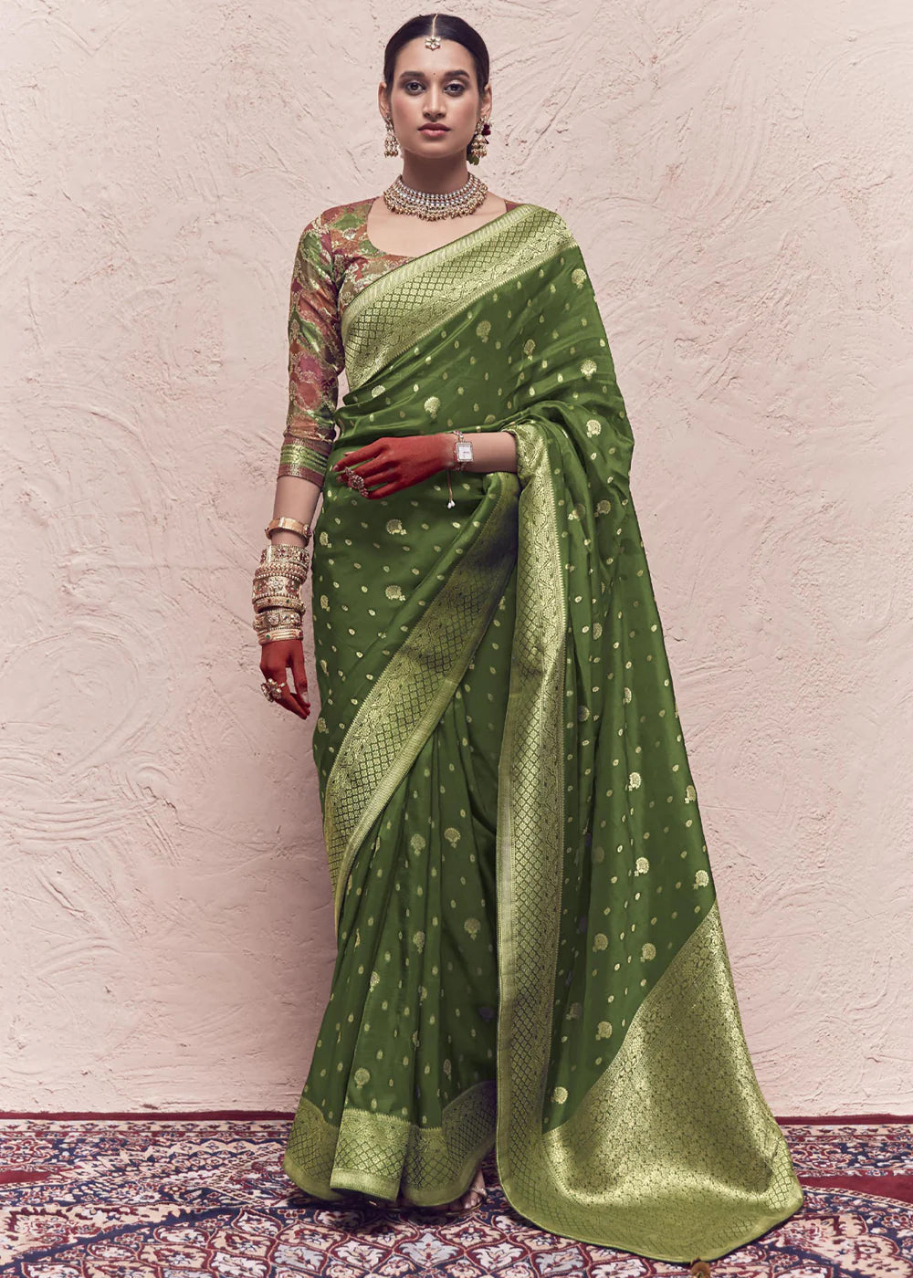 GREEN ZARI WOVEN DOLA SILK SAREE WITH ZARI WOVEN BLOUSE