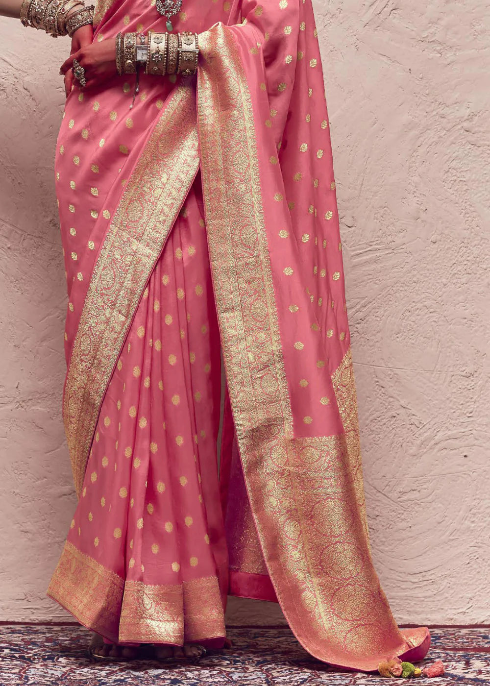 PINK ZARI WOVEN DOLA SILK SAREE WITH ZARI WOVEN BLOUSE