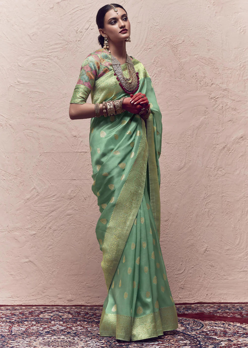 PISTTA GREEN ZARI WOVEN DOLA SILK SAREE WITH ZARI WOVEN BLOUSE