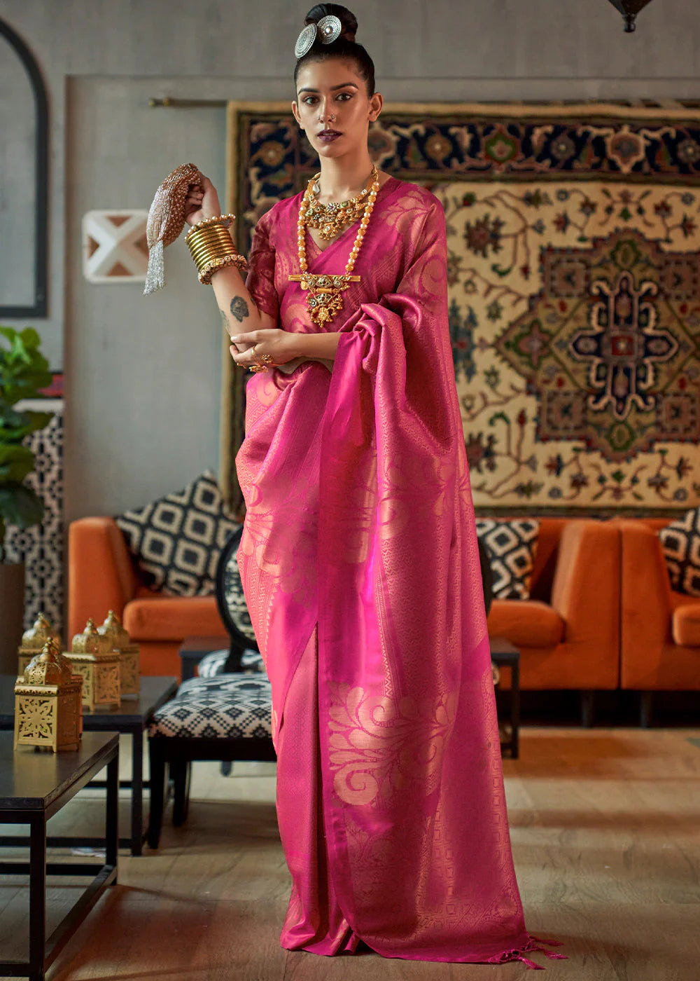 HOT PINK COPPER ZARI HANDLOOM WEAVING SILK SAREE