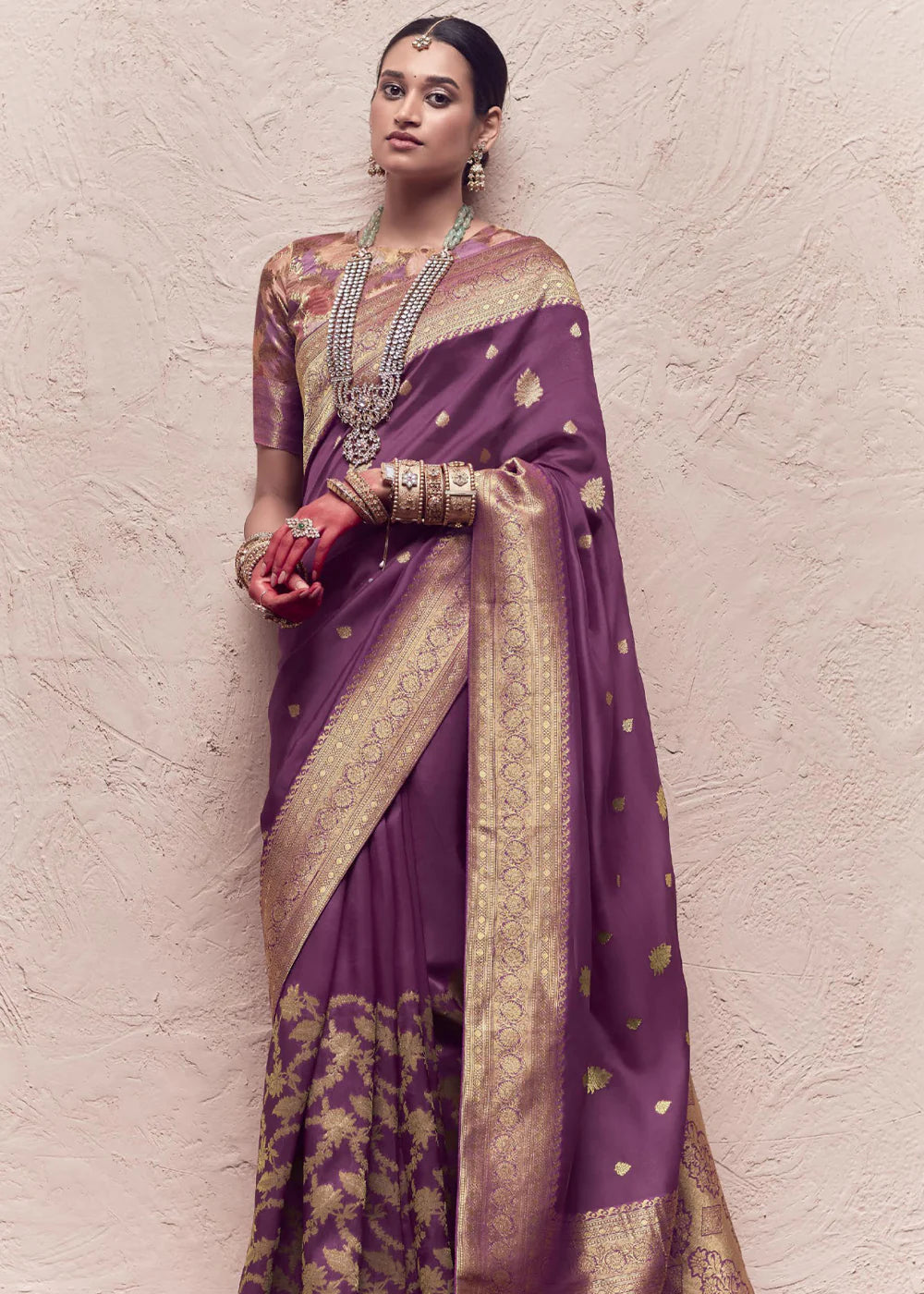 Mulberry Purple ZARI WOVEN DOLA SILK SAREE WITH ZARI WOVEN BLOUSE