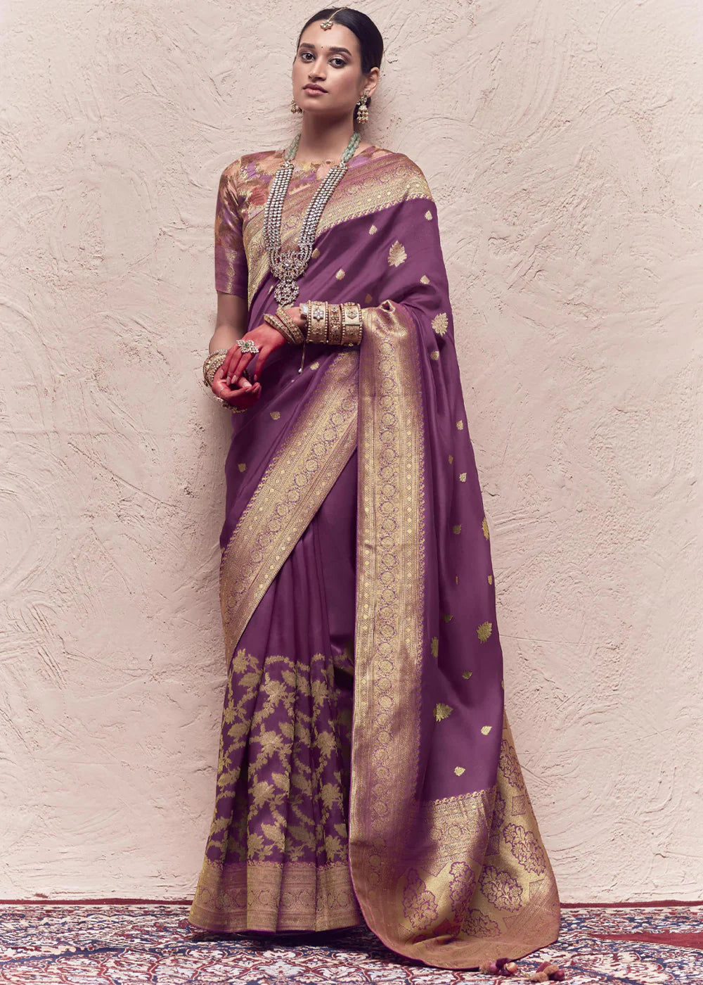 Mulberry Purple ZARI WOVEN DOLA SILK SAREE WITH ZARI WOVEN BLOUSE