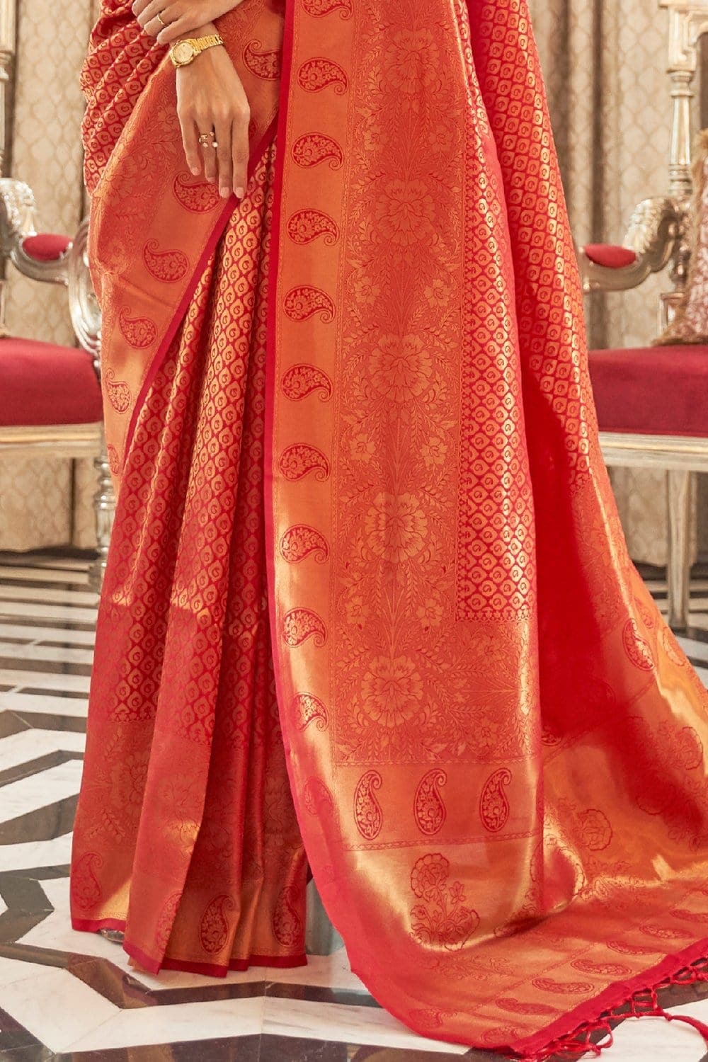 IMPERIAL RED ZARI WOVEN KANJIVARAM SILK SAREE