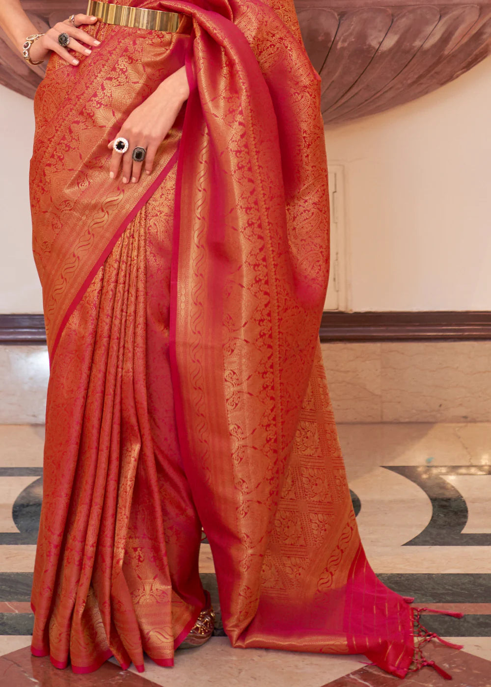 FERRARI RED HANDLOOM WOVEN KANJIVARAM SILK SAREE