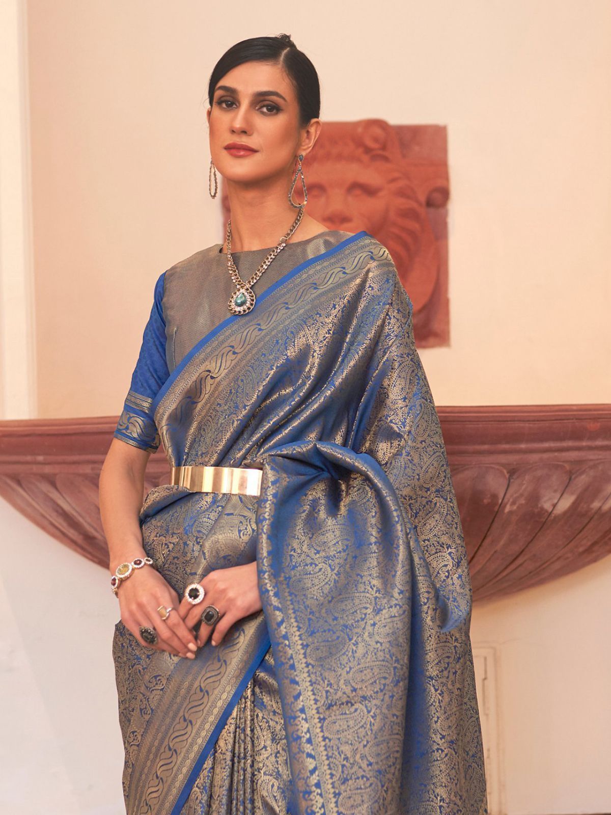 PRESIDENTIAL BLUE HANDLOOM WOVEN KANJIVARAM SILK SAREE