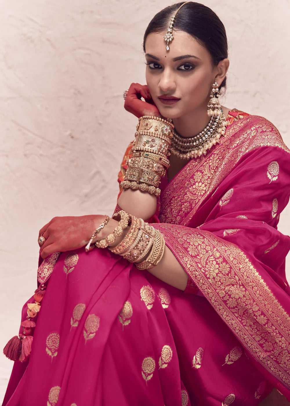 Punch Pink ZARI WOVEN DOLA SILK SAREE WITH ZARI WOVEN BLOUSE