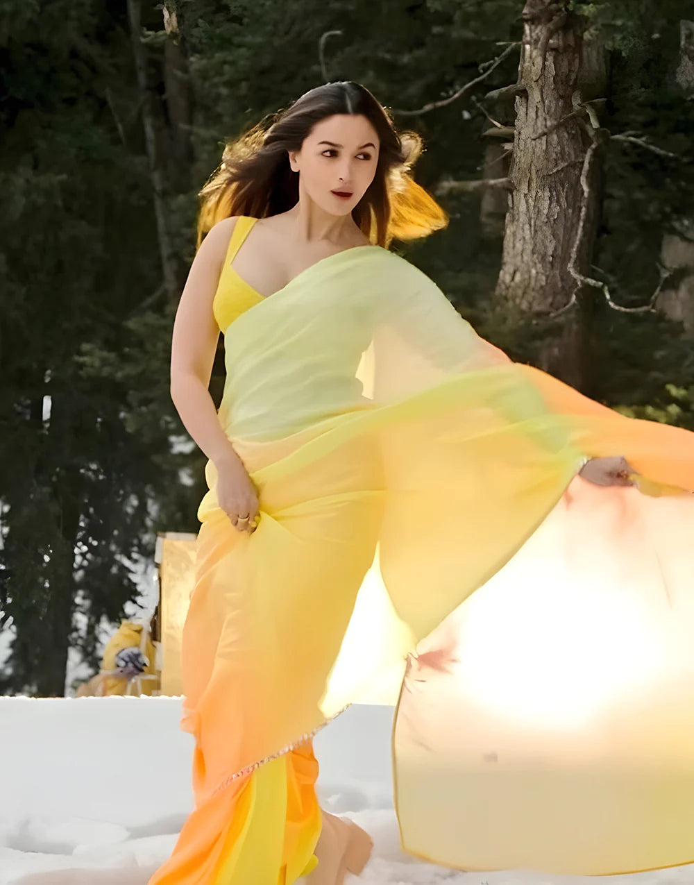 AGeorgettelia Bhatt Soft  YELLOE Saree