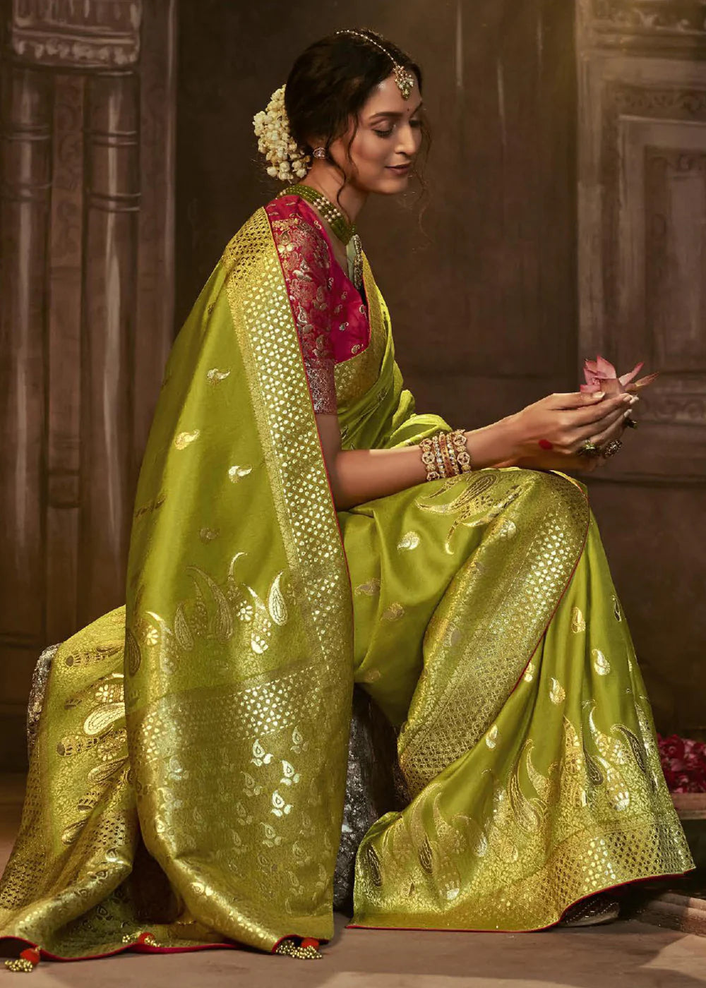 PARAKEET GREEN Pure Soft Dola Silk Banarasi Saree Weaving work With Designer Blouse