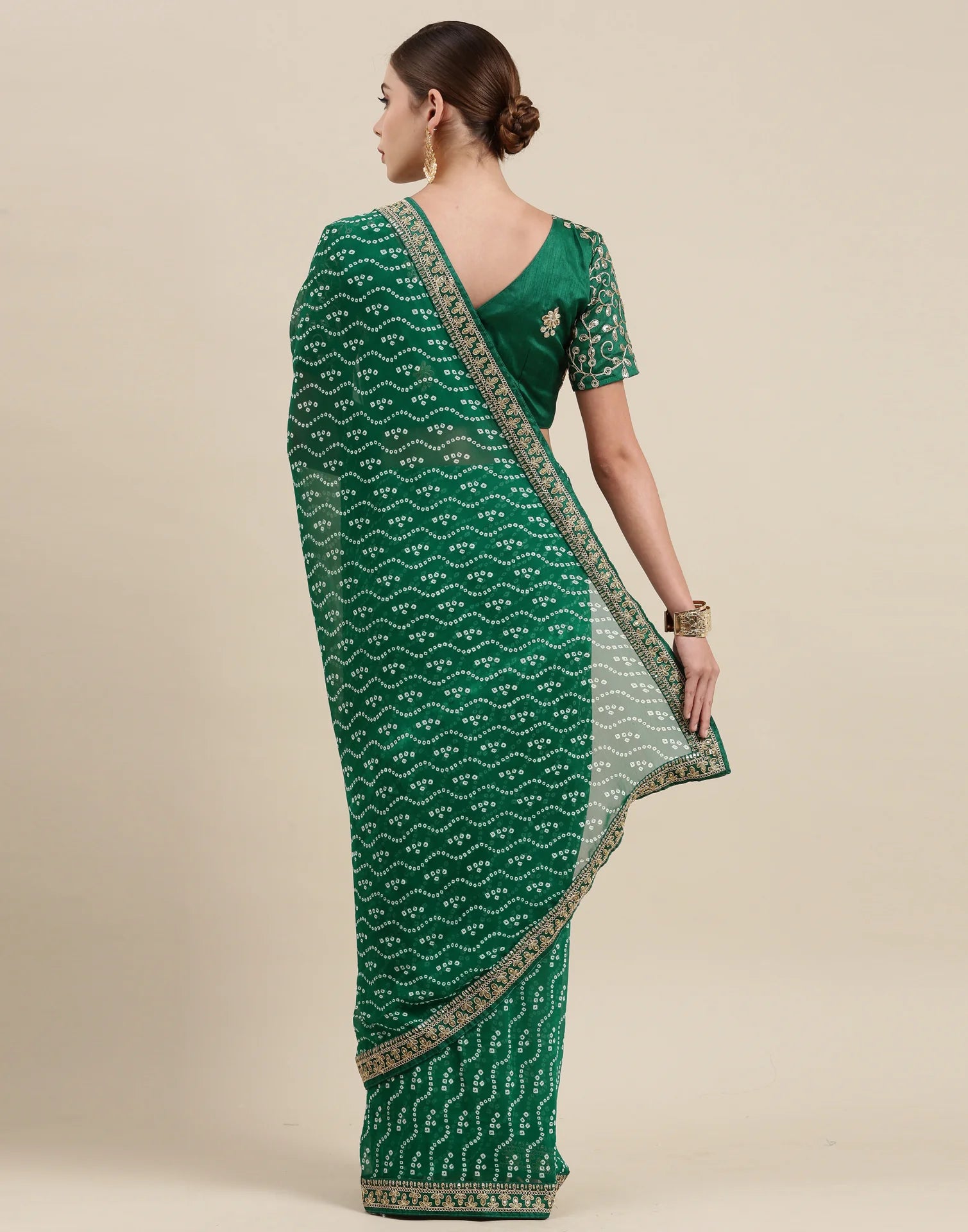 GREEN Bandhani Saree With Embroidery Work Blouse