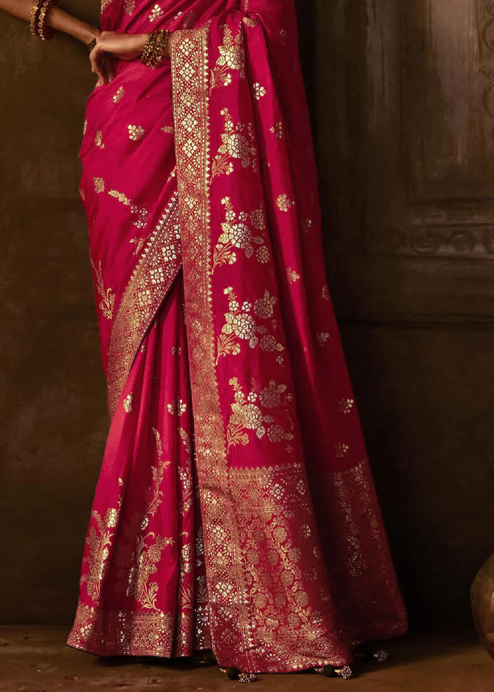 MAGENTA PINK Pure Soft Dola Silk Banarasi Saree Weaving work With Designer Blouse