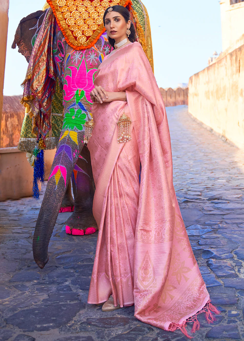 PINK BANARASI Woven Silk Saree