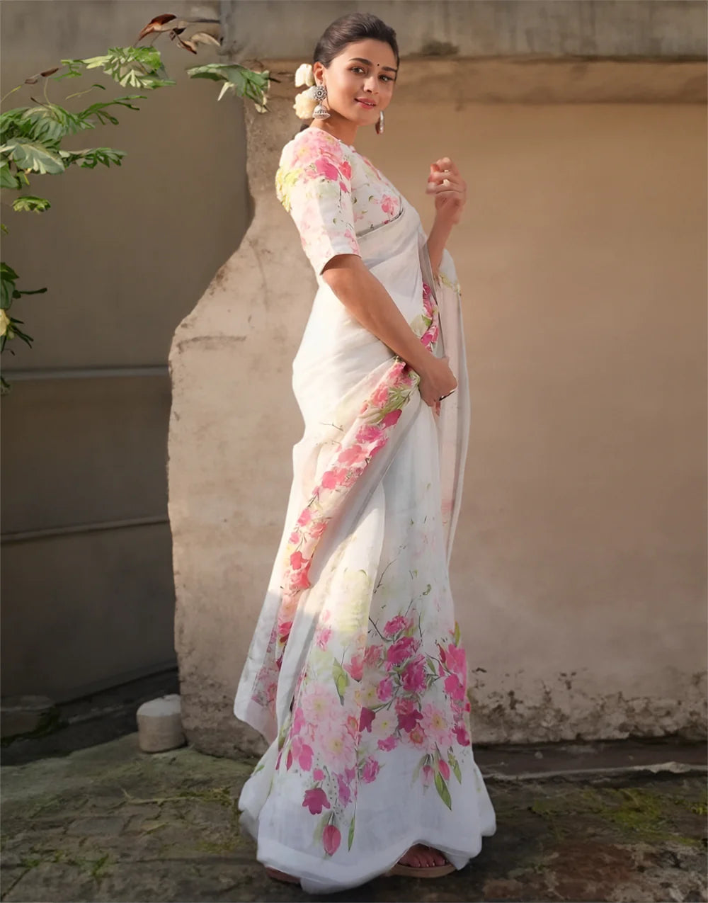 Alia Bhatt Georgette White Floral PRINTED Saree