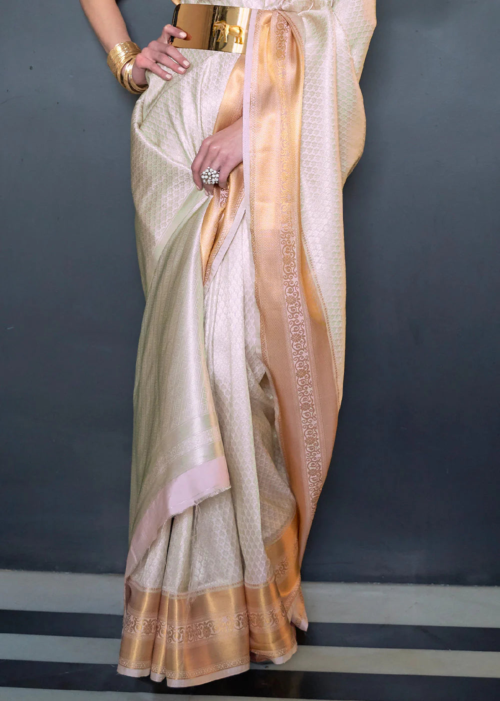 WHITE WOVEN SOFT SILK SAREE