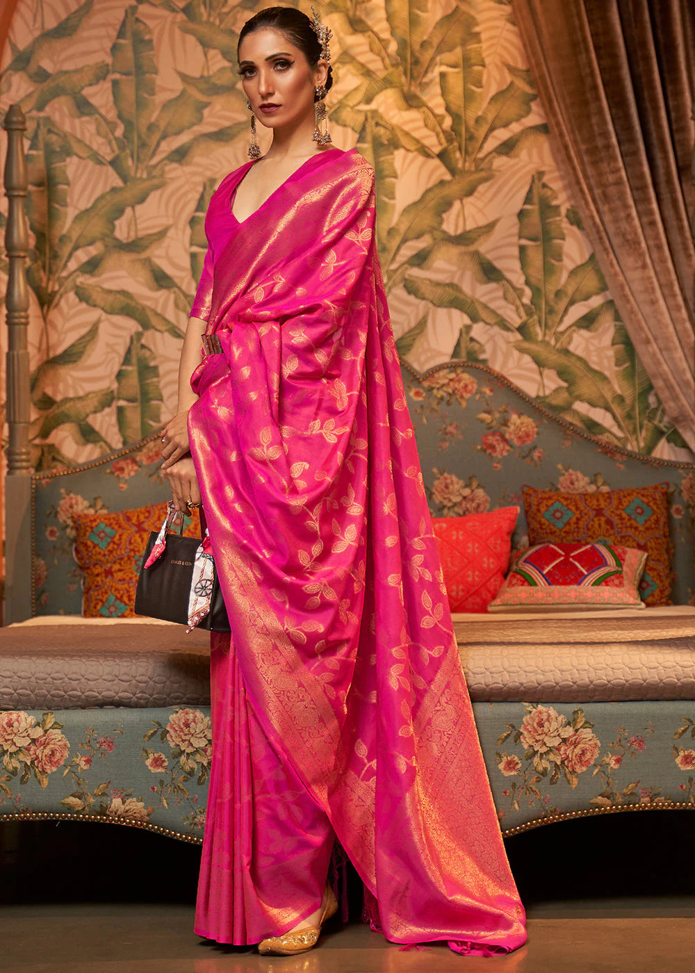 MAGENTA PINK WOVEN KANJIVARAM SILK SAREE