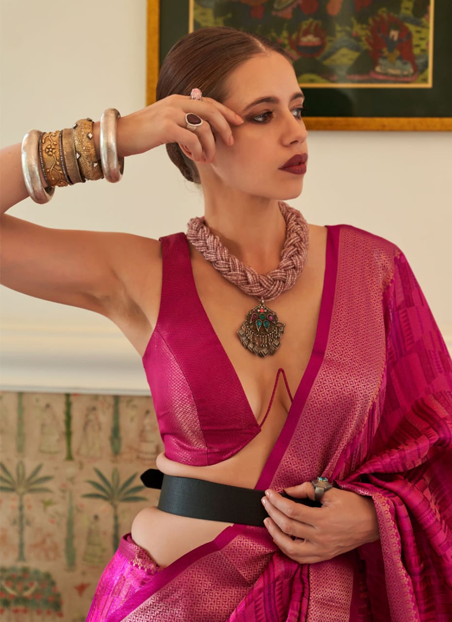 Handloom Silk Kalki Koechlin Traditional Designer Saree