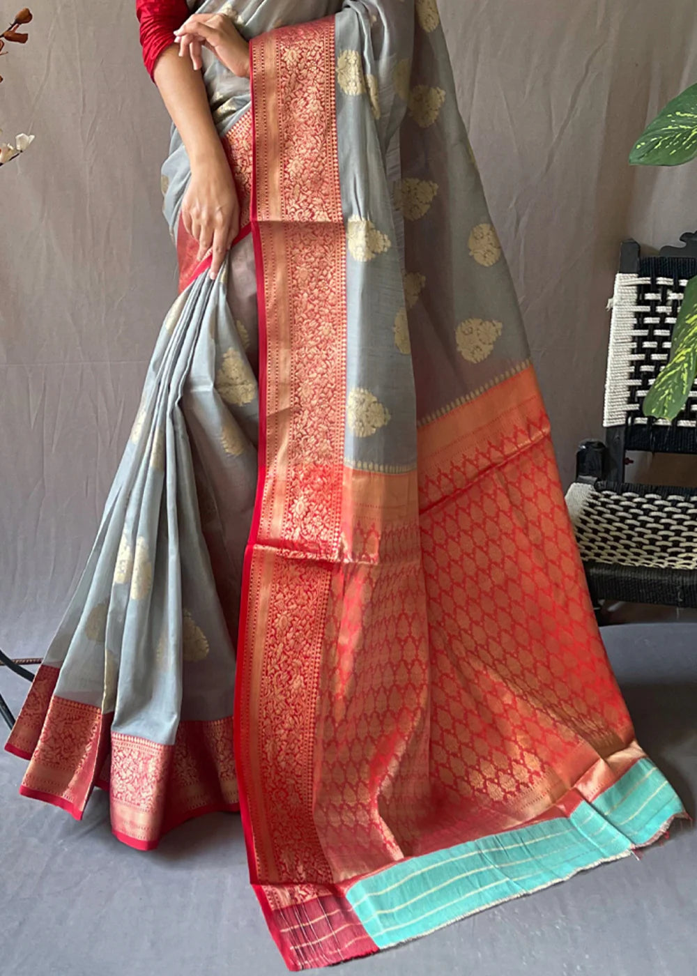 LEAD GREY Linen  Banarasi Silk Saree