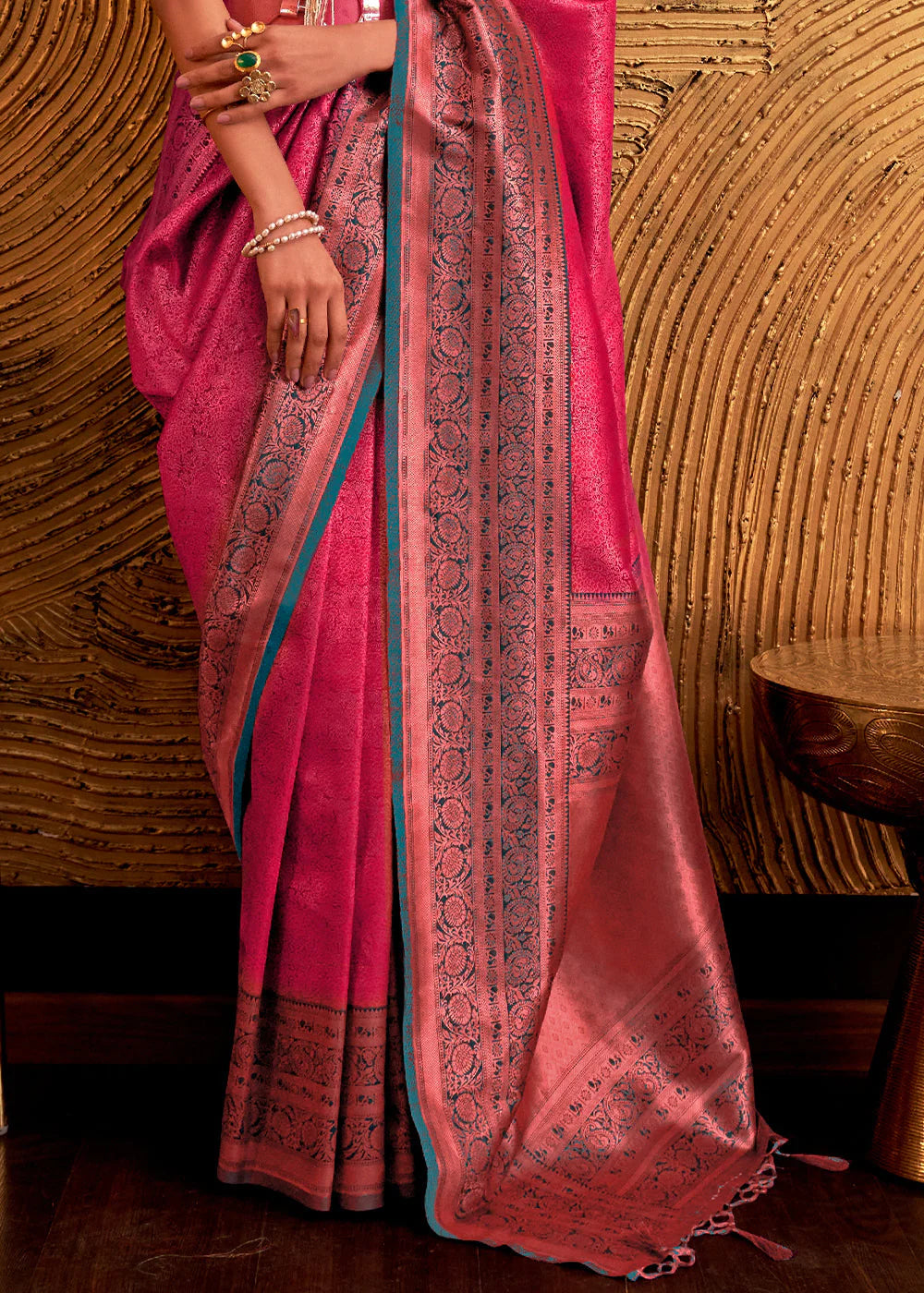 MAGENTA PINK HANDLOOM WOVEN DESIGNER SILK SAREE