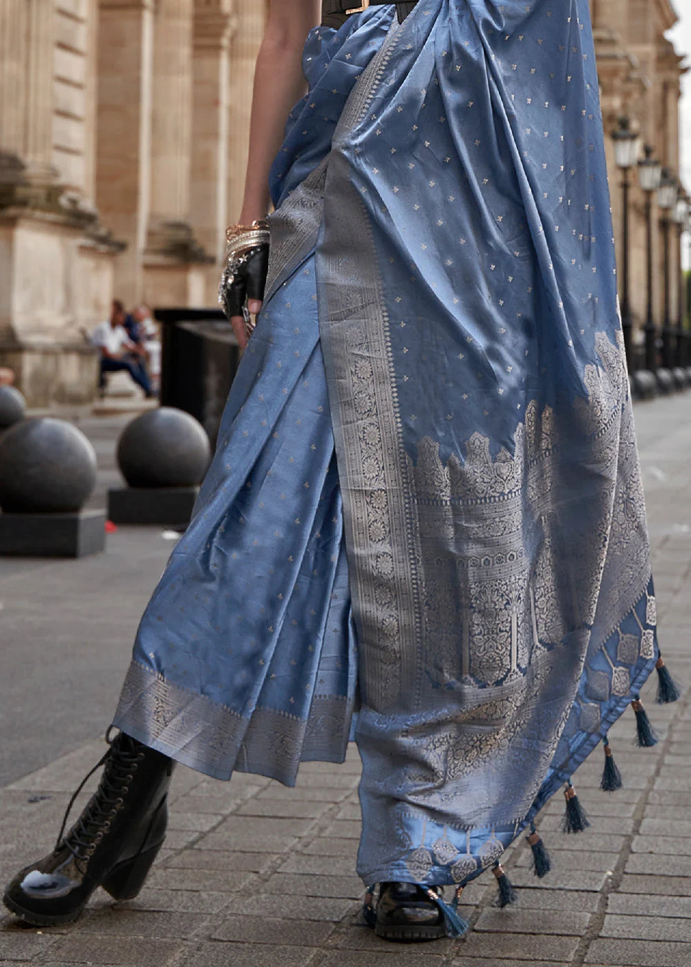 BLUE HANDLOOM WOVEN SATIN SILK SAREE