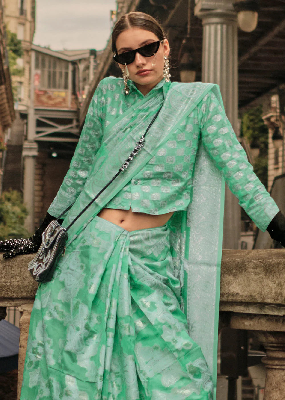 CYAN GREEN HANDLOOM WOVEN ORGANZA SILK SAREE