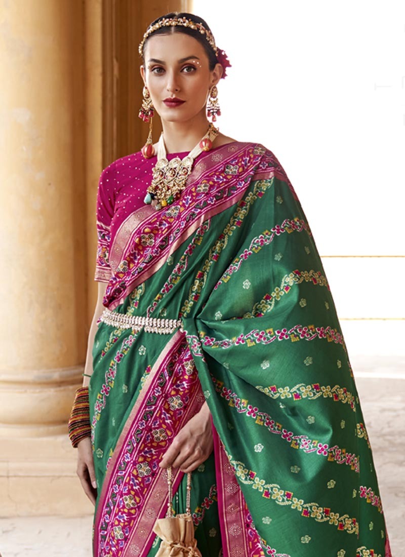 Beautiful Green And Fuchsia Color Classic Saree