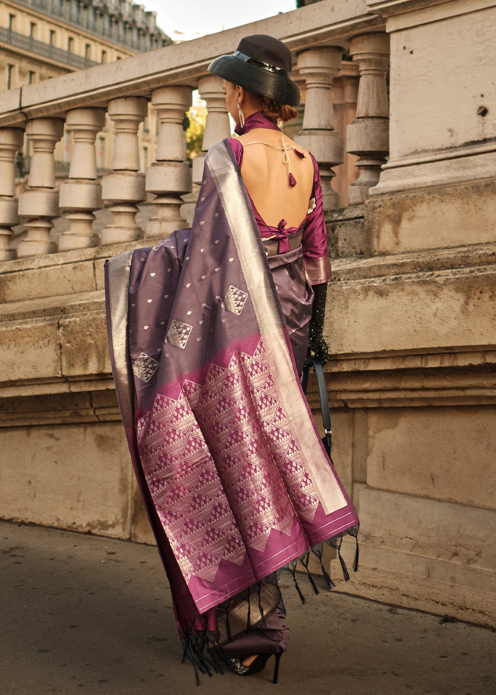 PURPLE HANDLOOM WOVEN SOFT SILK SAREE