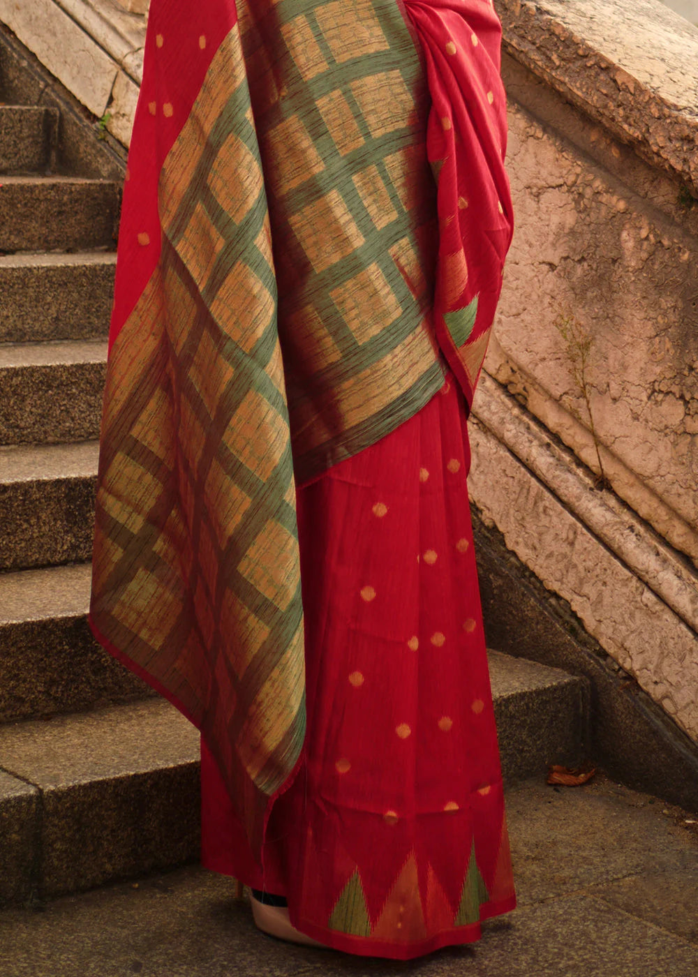 RUBY RED HANDLOOM WOVEN KHADI SILK SAREE