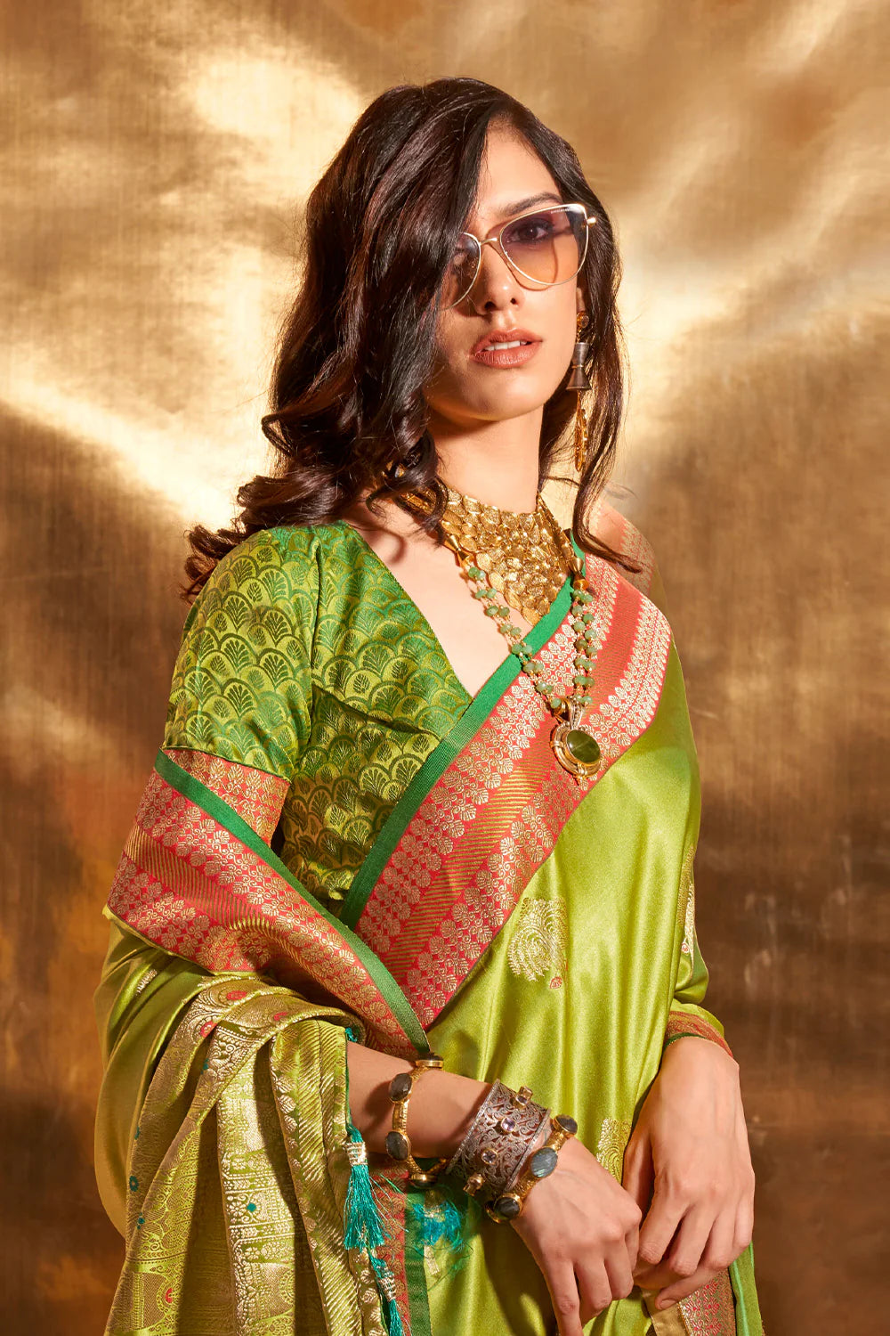 GREEPS GREEN HANDLOOM WOVEN SATIN SILK SAREE