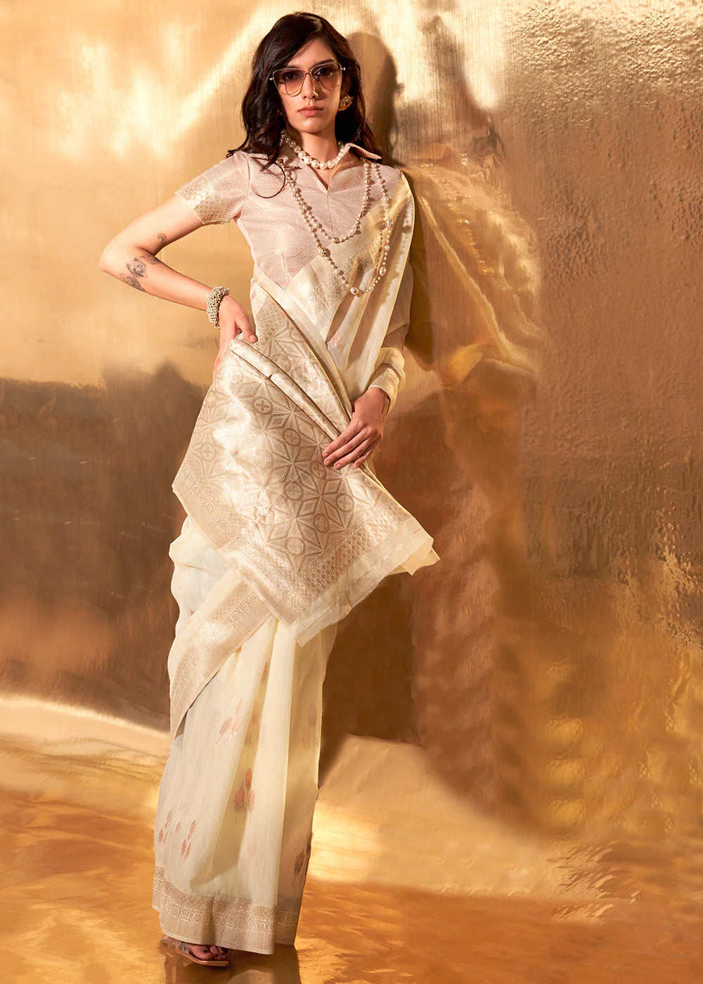 DAISY WHITE HAND WOVEN LINEN COTTON SAREE WITH BROCADE BLOUSE