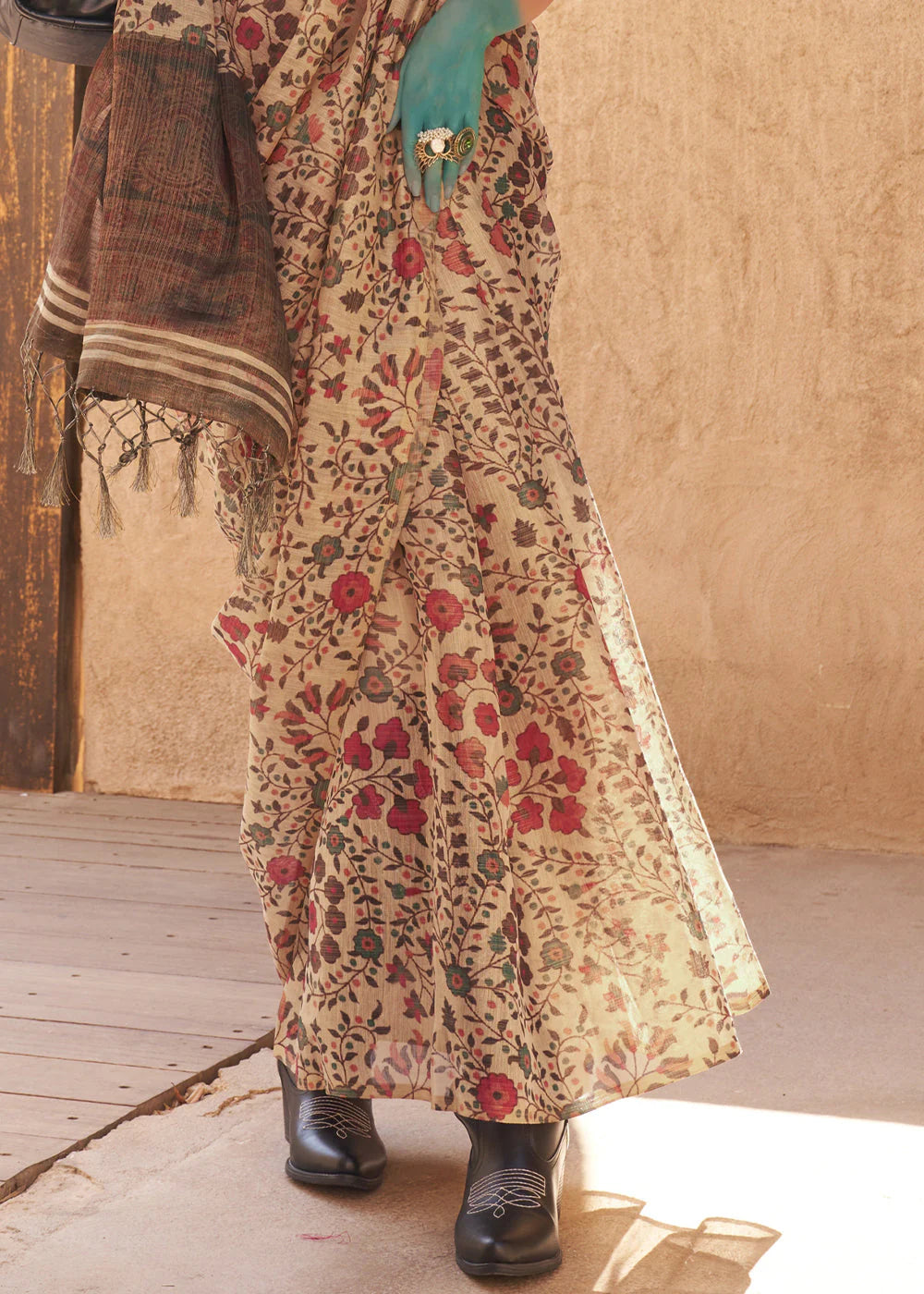 BEIGE BROWN FLORAL PRINTED TISSUE HANDLOOM SAREE