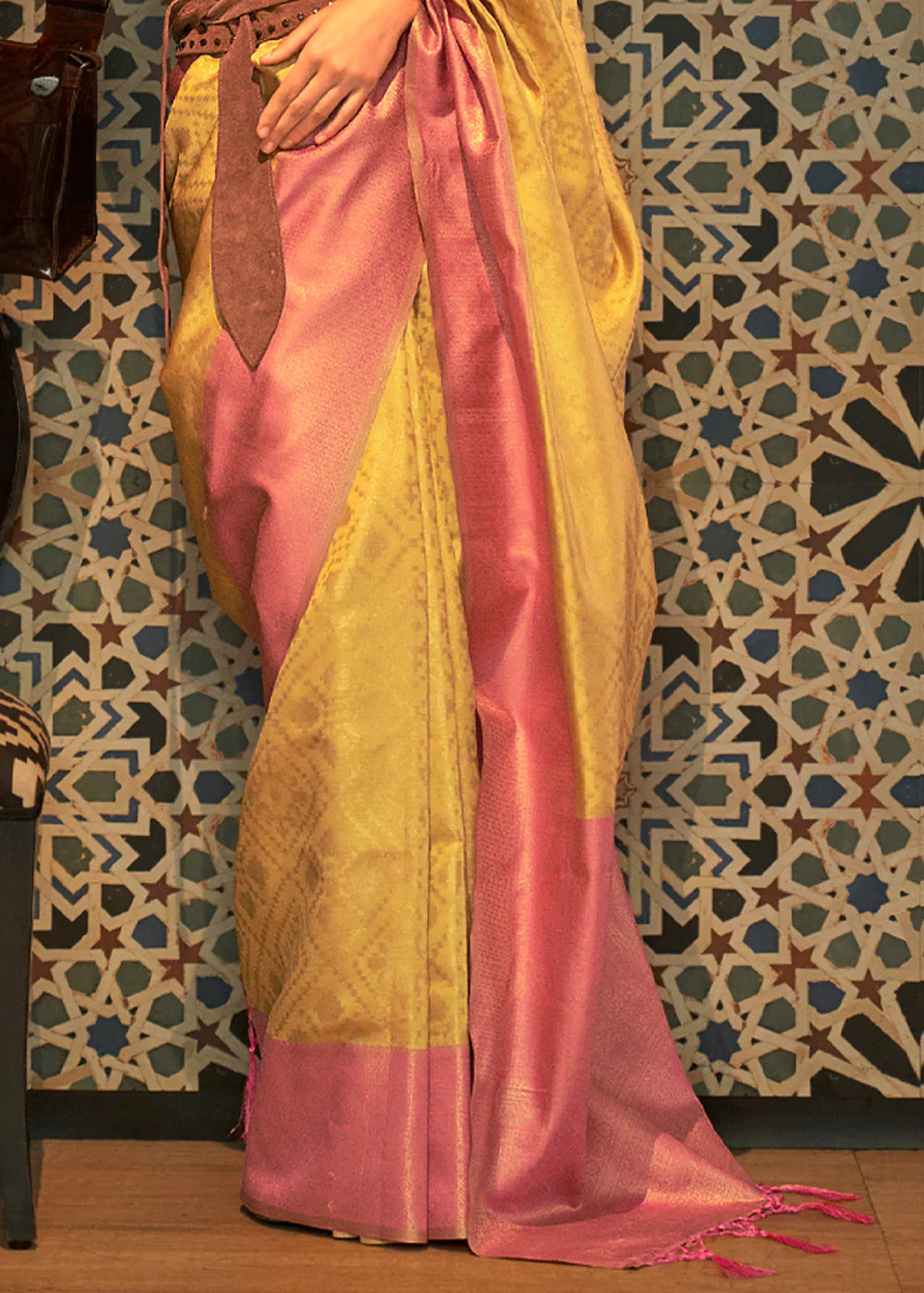 Yellow And Peach zari woven Kanjivaram silk saree