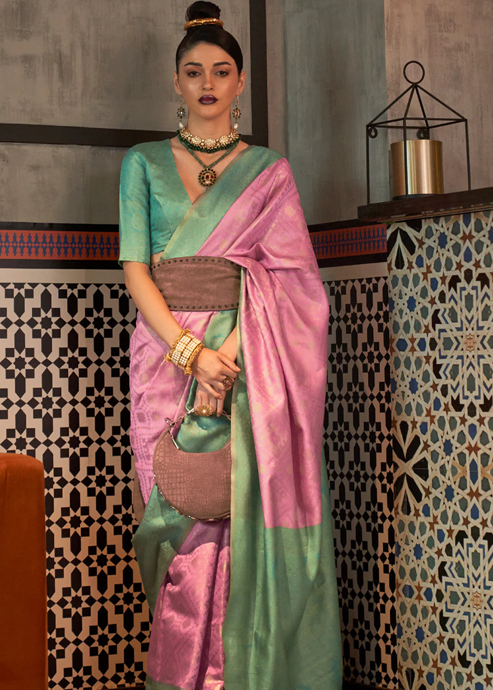 Lilac And Green zari woven Kanjivaram silk saree