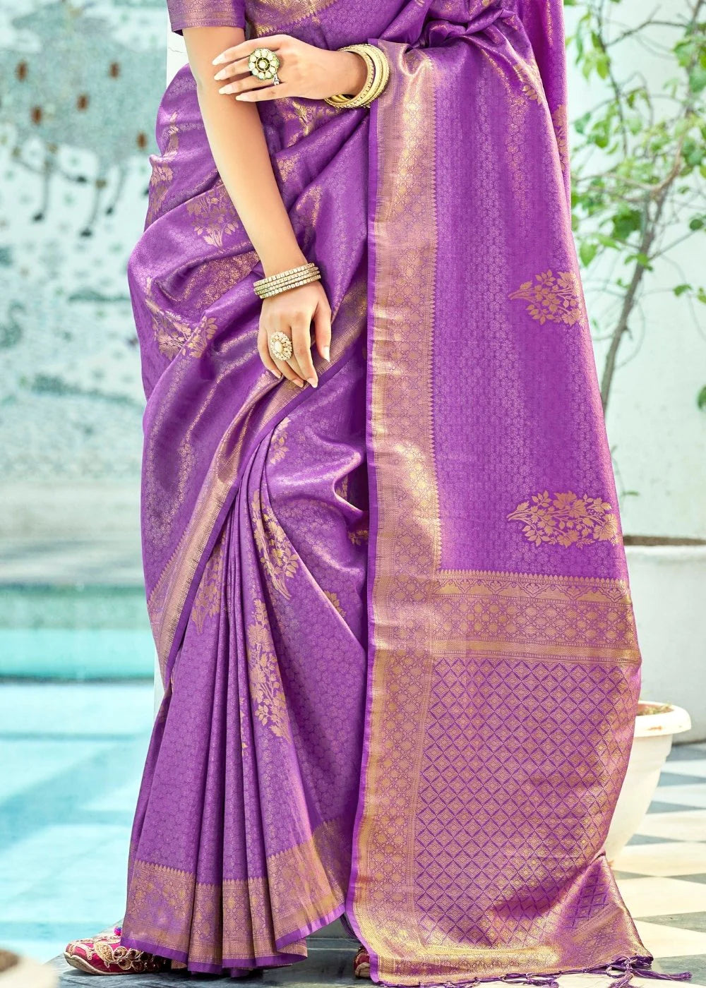 ELECTRIC Drama Purple Kanjivaram Zari Silk Saree