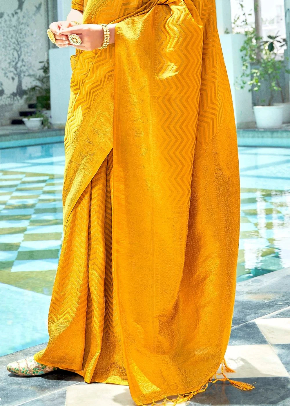 Yellow Kanjivaram Zari Silk Saree With Yellow Blouse